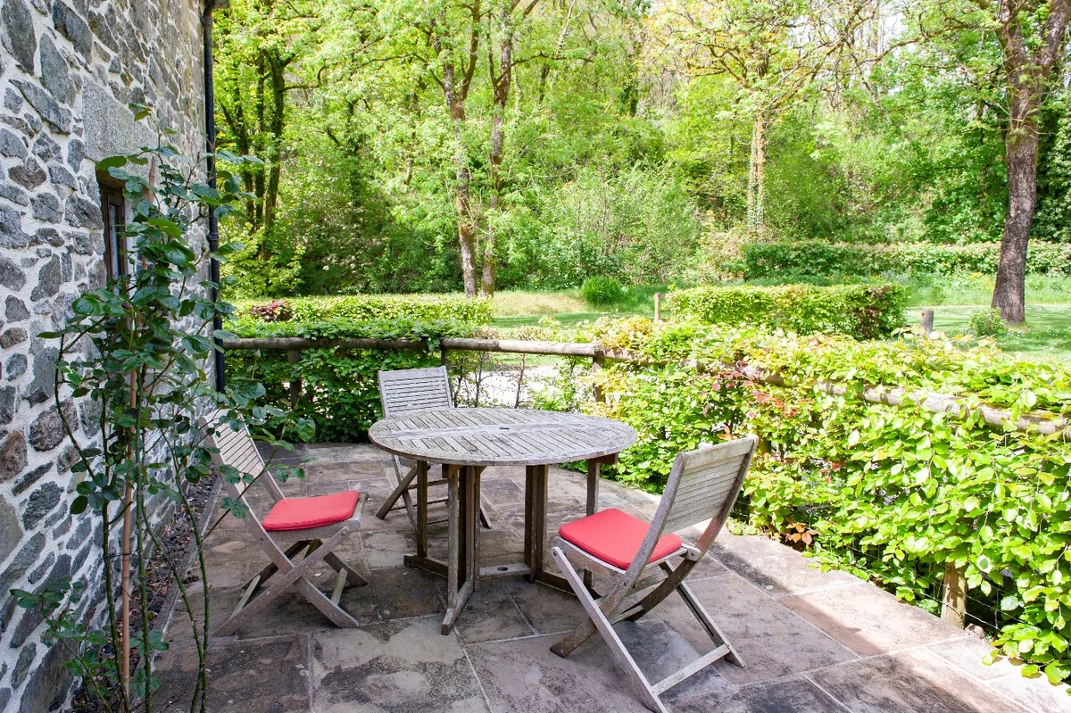 Outside seating, Lena - self-catering holiday cottage Dartmoor